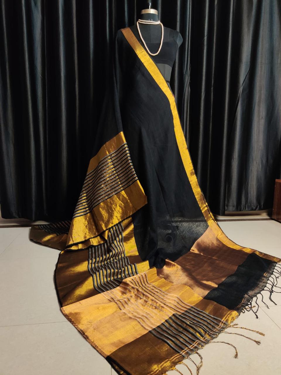 Black and Gold Cotton Saree with Silver & Gold Border – Elegant Everyday & Occasion Wear