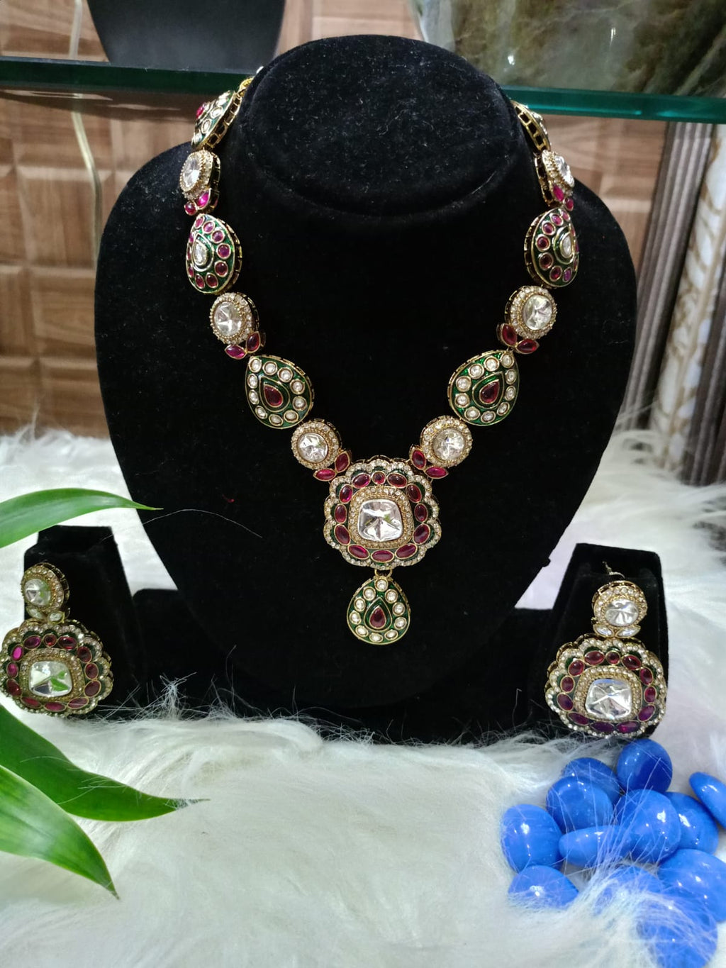 Hand Crafted High Quality Kundan Polki Necklace