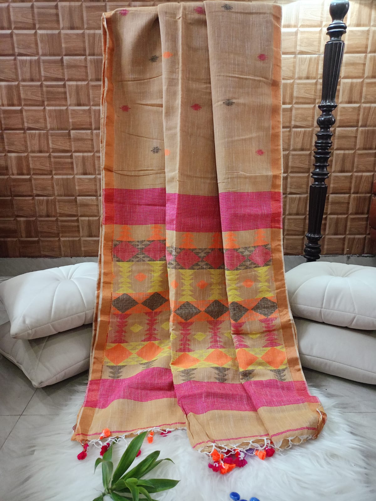 Jaishree Linen Jamdani Saree